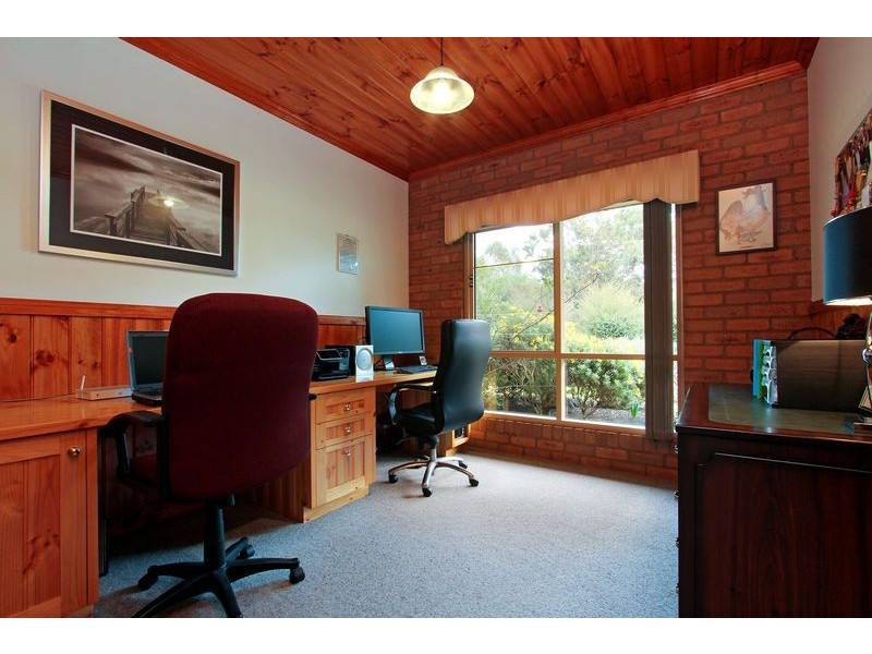 47 Bass Avenue, Rosebud VIC 3939