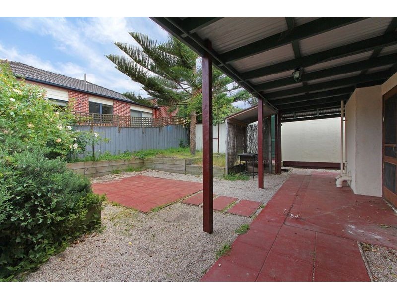 50 First Avenue, Rosebud VIC 3939