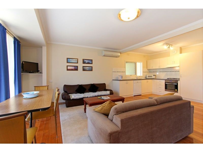 2 Ronlyn Street, Rosebud West VIC 3940