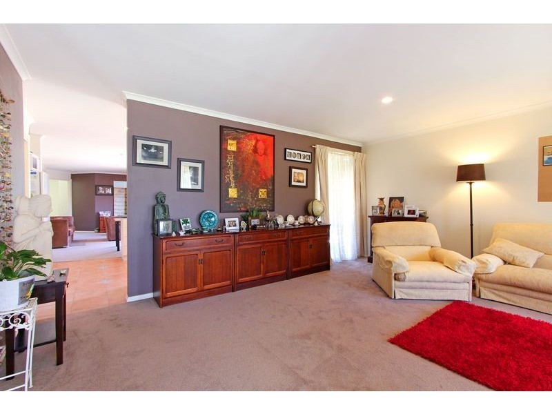 42 Hove Road, Rosebud VIC 3939