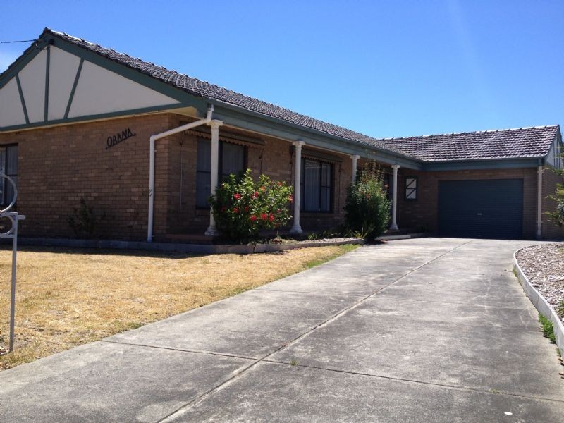 8 Harridge Street, Rosebud VIC 3939