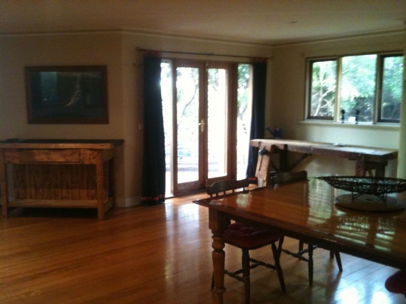 18 Cooraminta Road, Rye VIC 3941