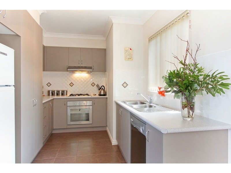 2/1 Windella Avenue, Rosebud VIC 3939