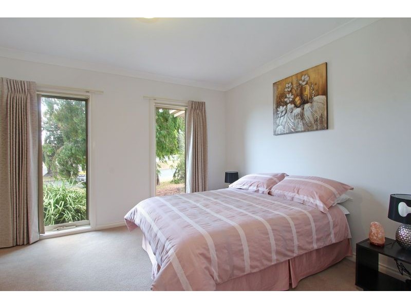 2/1 Windella Avenue, Rosebud VIC 3939