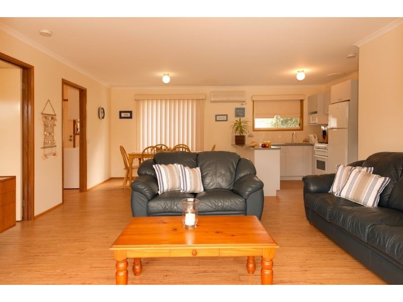 63 Grenville Grove, Rosebud West VIC 3940