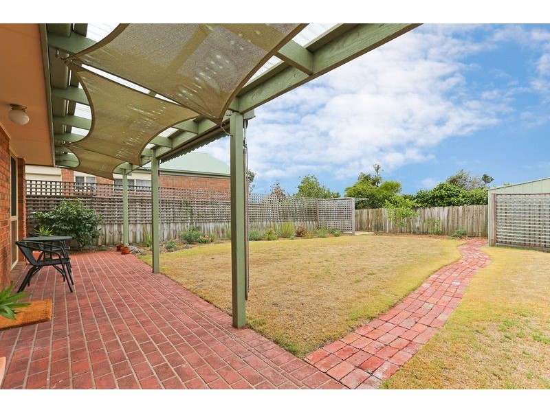 117 Fourth Avenue, Rosebud VIC 3939