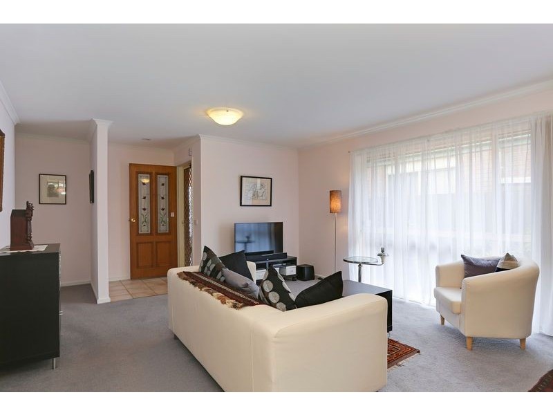 117 Fourth Avenue, Rosebud VIC 3939