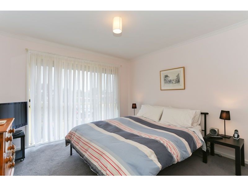 117 Fourth Avenue, Rosebud VIC 3939