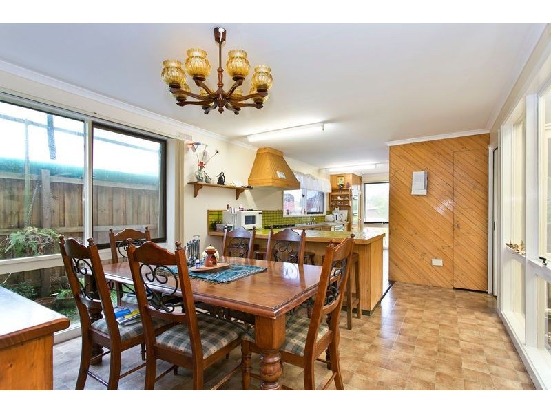 24 Carcoola Court, Rosebud VIC 3939