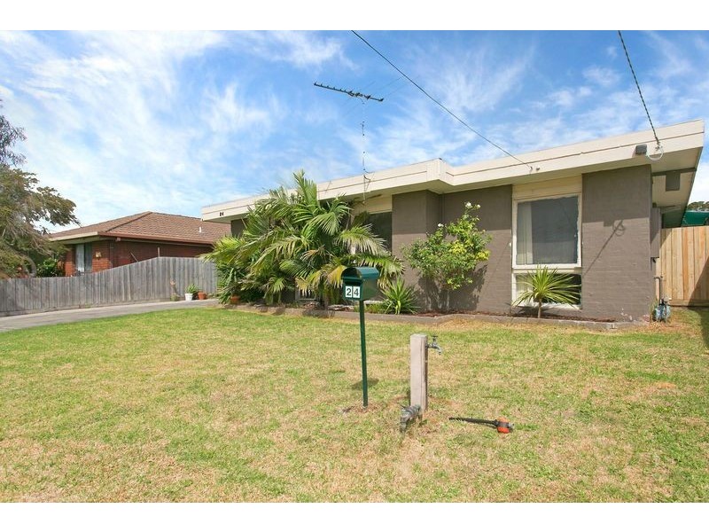 24 Carcoola Court, Rosebud VIC 3939