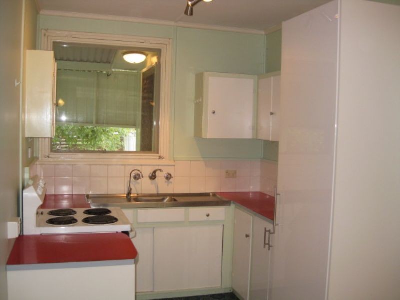 87 First Avenue, Rosebud VIC 3939