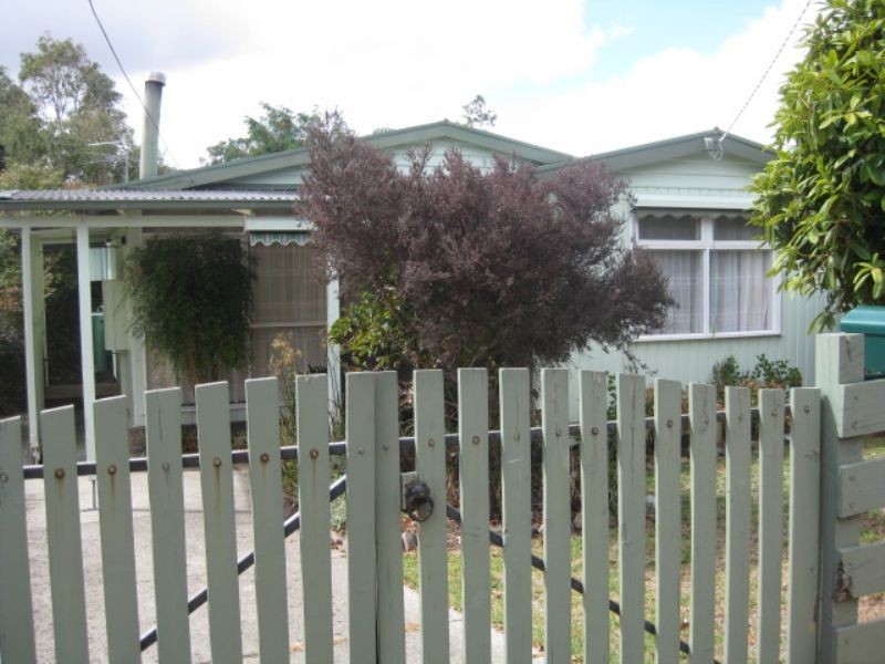 87 First Avenue, Rosebud VIC 3939