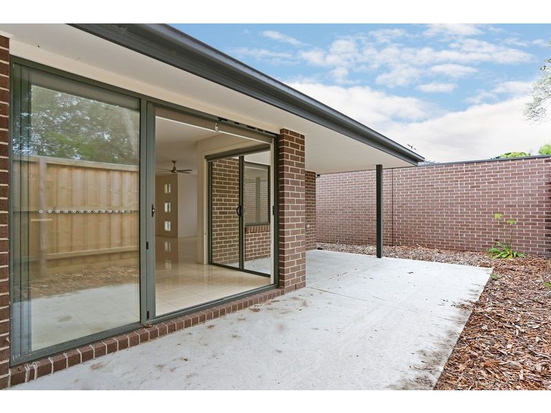 2/1 Teal Street, Rosebud West VIC 3940