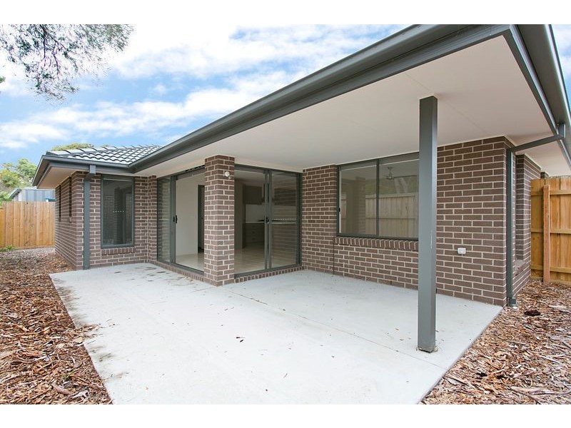 2/1 Teal Street, Rosebud West VIC 3940