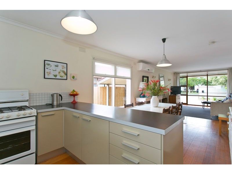 14 Warranilla Avenue, Rosebud VIC 3939