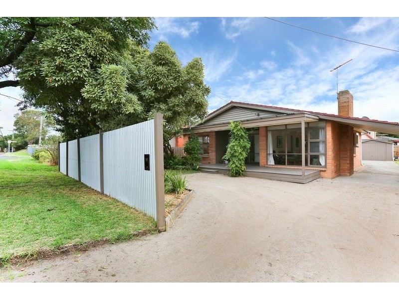 14 Warranilla Avenue, Rosebud VIC 3939