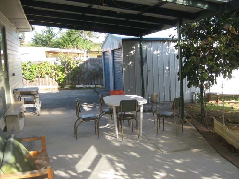72 Broadway, Rosebud West VIC 3940