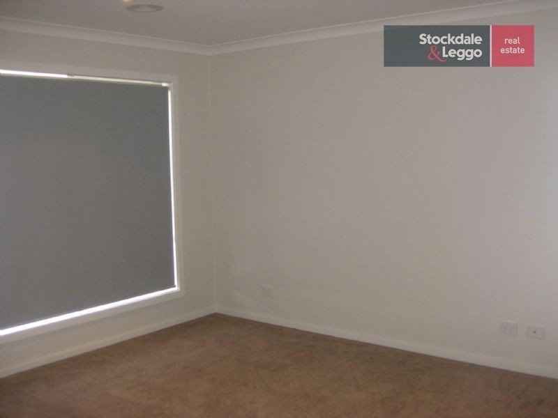 21 Rose Street, Rosebud West VIC 3940