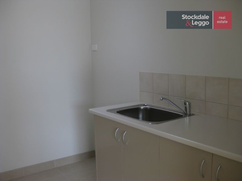 21 Rose Street, Rosebud West VIC 3940