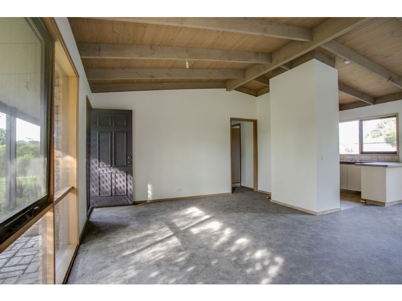 1 Lutana Street, Rosebud West VIC 3940