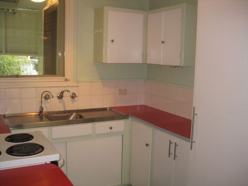 87 First Avenue, Rosebud VIC 3939