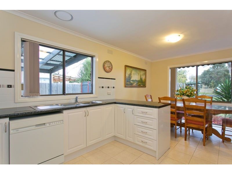 19 Lyon Street, Rosebud VIC 3939
