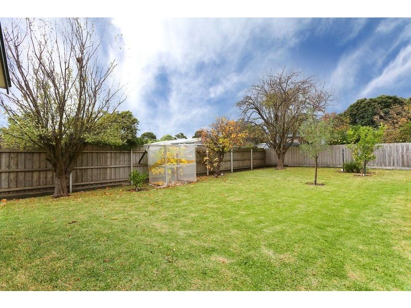 19 Lyon Street, Rosebud VIC 3939