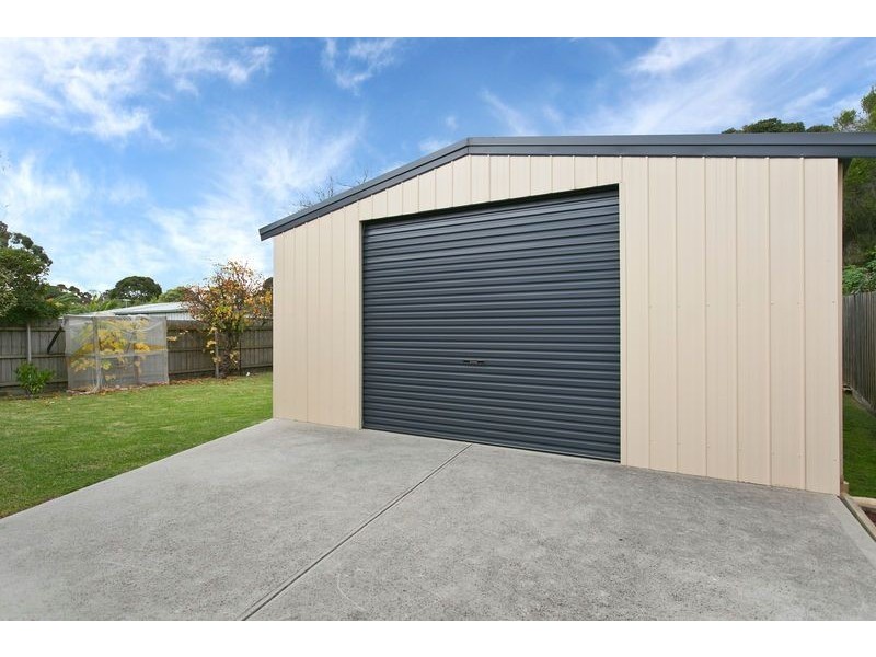 19 Lyon Street, Rosebud VIC 3939