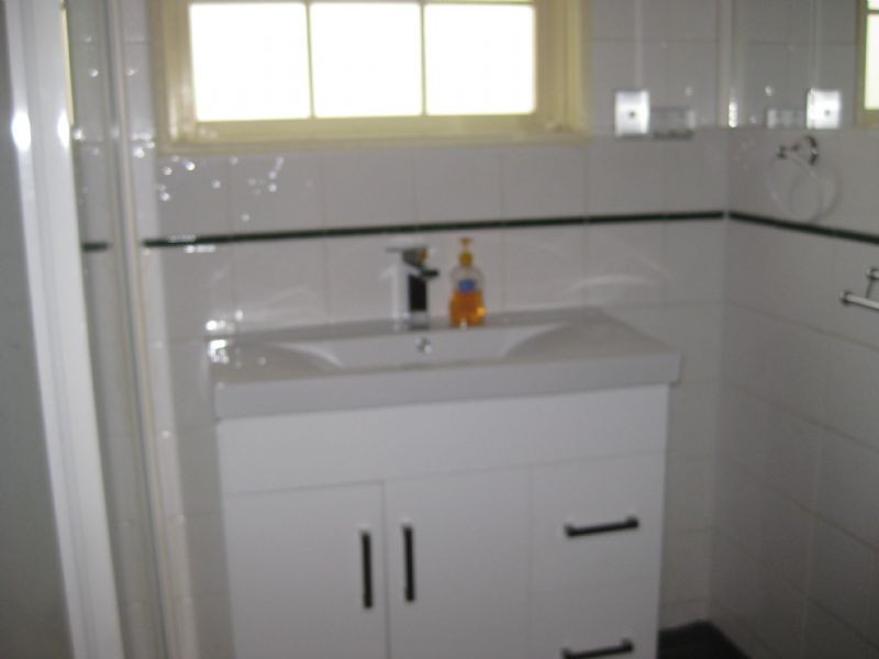 50 First Avenue, Rosebud VIC 3939