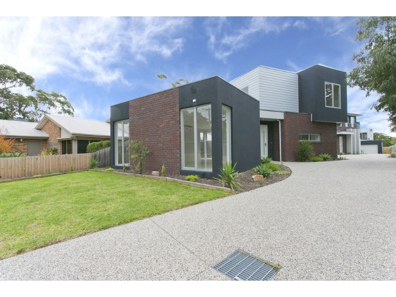 1/5 Cameron Street, Rosebud VIC 3939