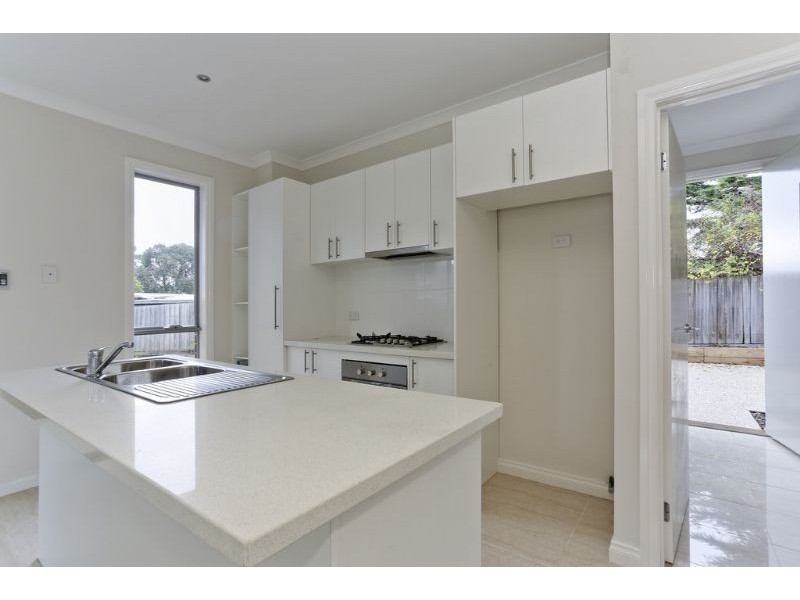 2/5 Cameron Street, Rosebud VIC 3939