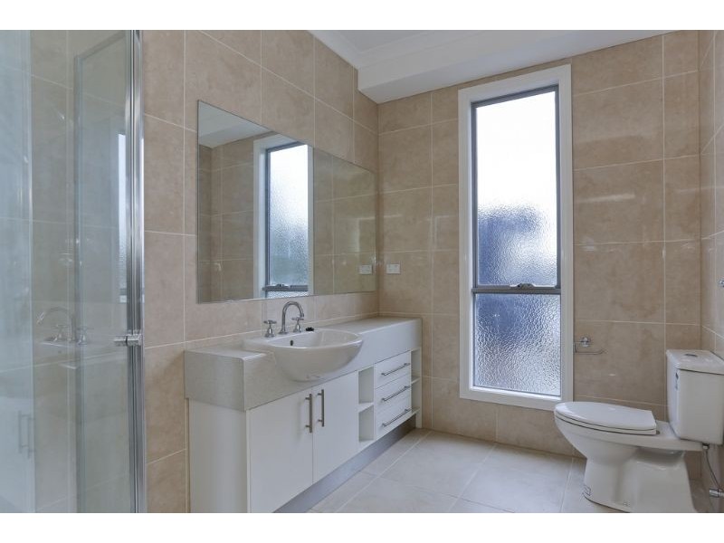 2/5 Cameron Street, Rosebud VIC 3939