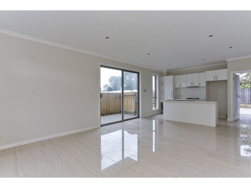 2/5 Cameron Street, Rosebud VIC 3939