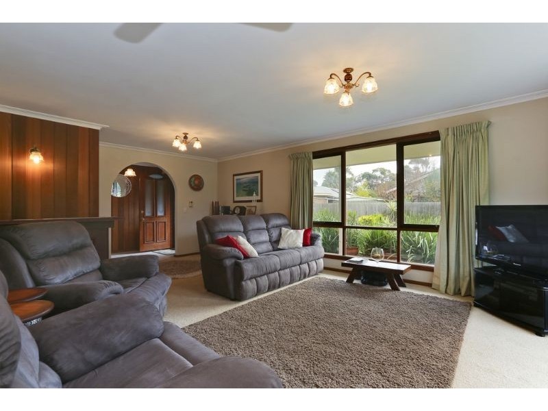 45 Nixon Street, Rosebud VIC 3939