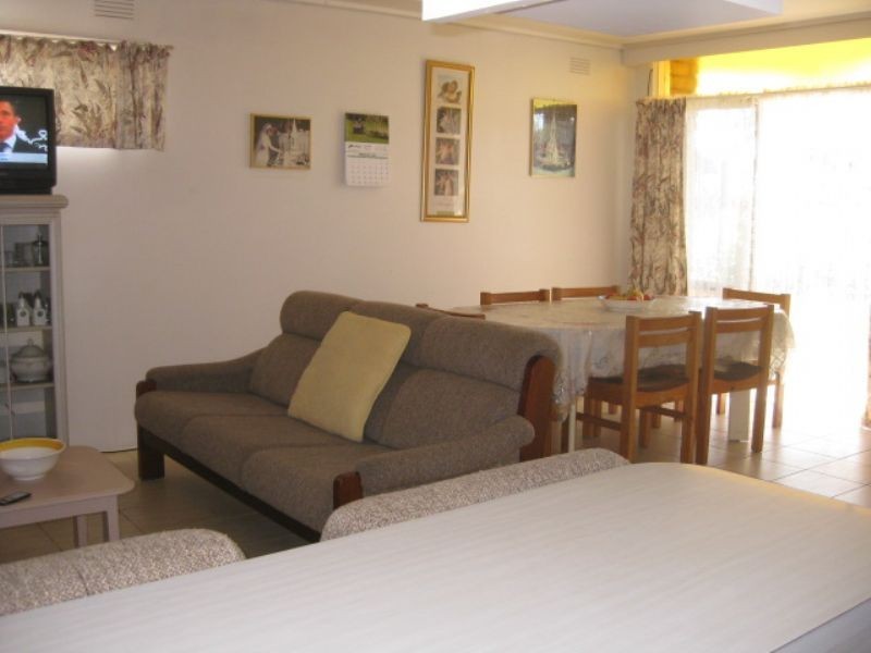 24 Balaka Street, Rosebud West VIC 3940