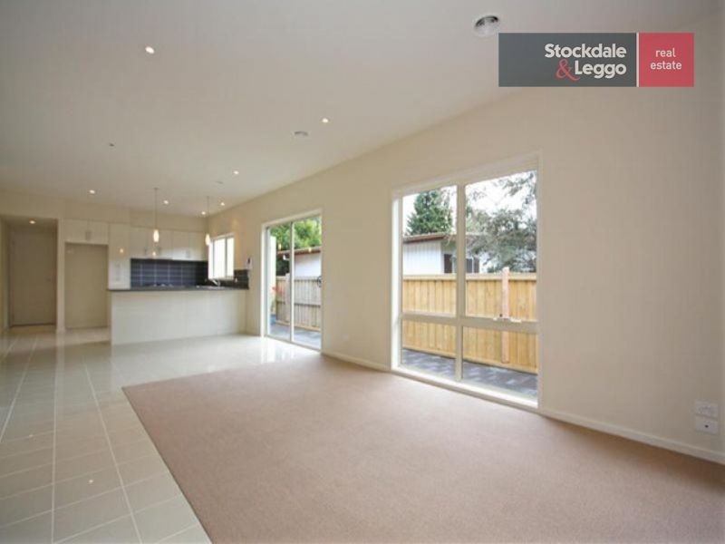 1/8 Thomas Street, Rosebud VIC 3939