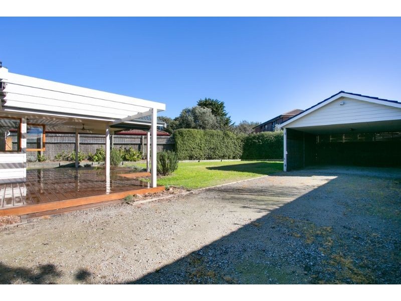 14 Wargundy Avenue, Rye VIC 3941
