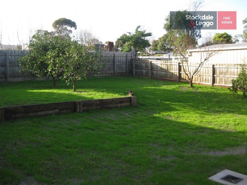 25 Potton Avenue, Rosebud VIC 3939