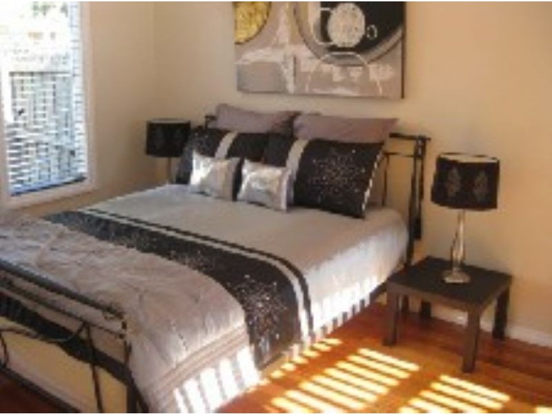 178 Ninth Avenue, Rosebud VIC 3939