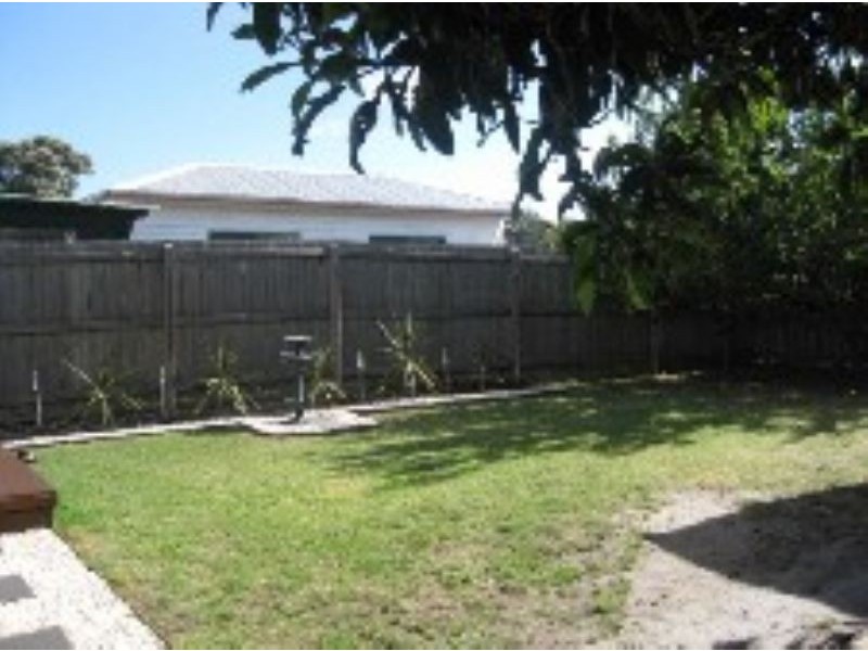 178 Ninth Avenue, Rosebud VIC 3939