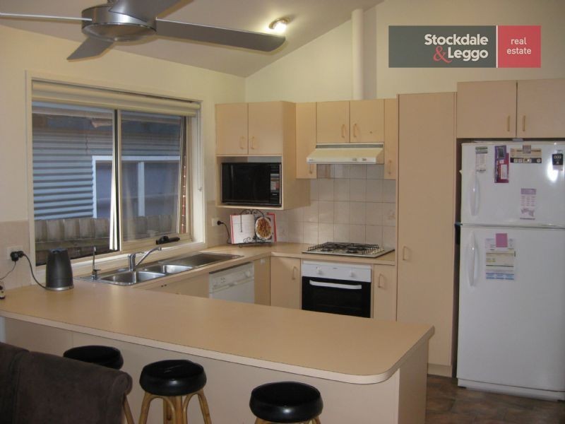 78 Sixth Avenue, Rosebud VIC 3939