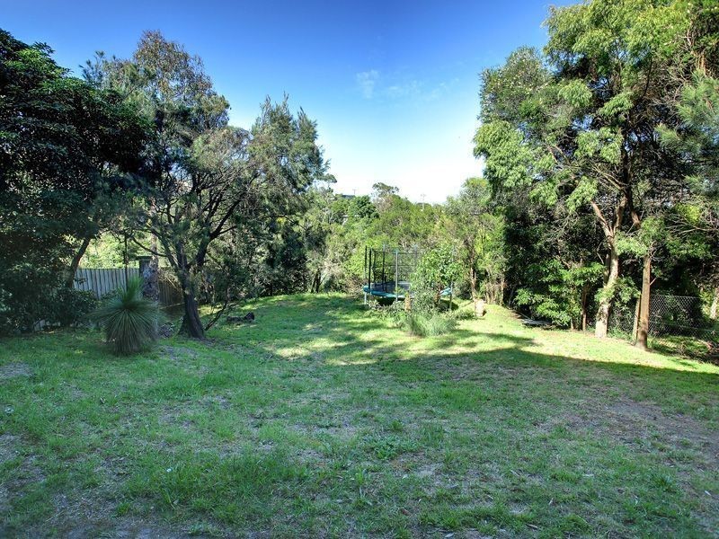 16 Bowen Street, Mccrae VIC 3938