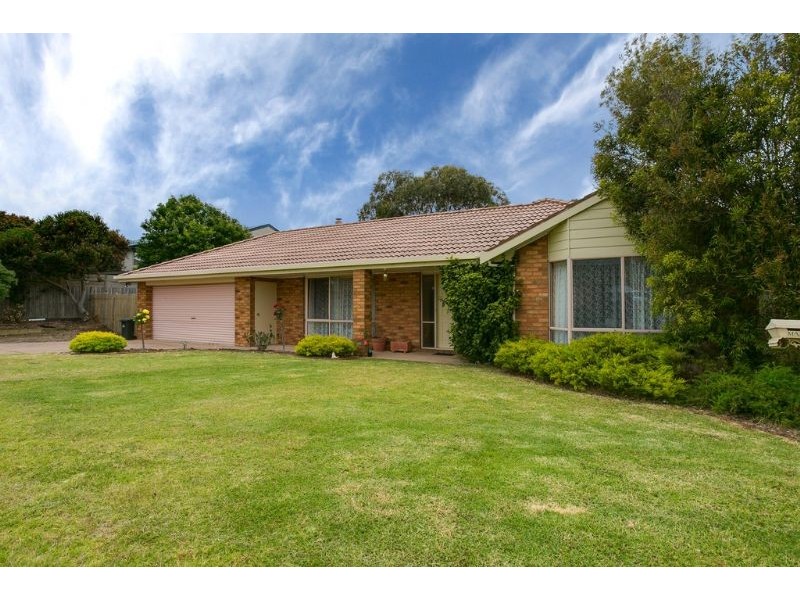 9 Curlew Drive, Rosebud West VIC 3940