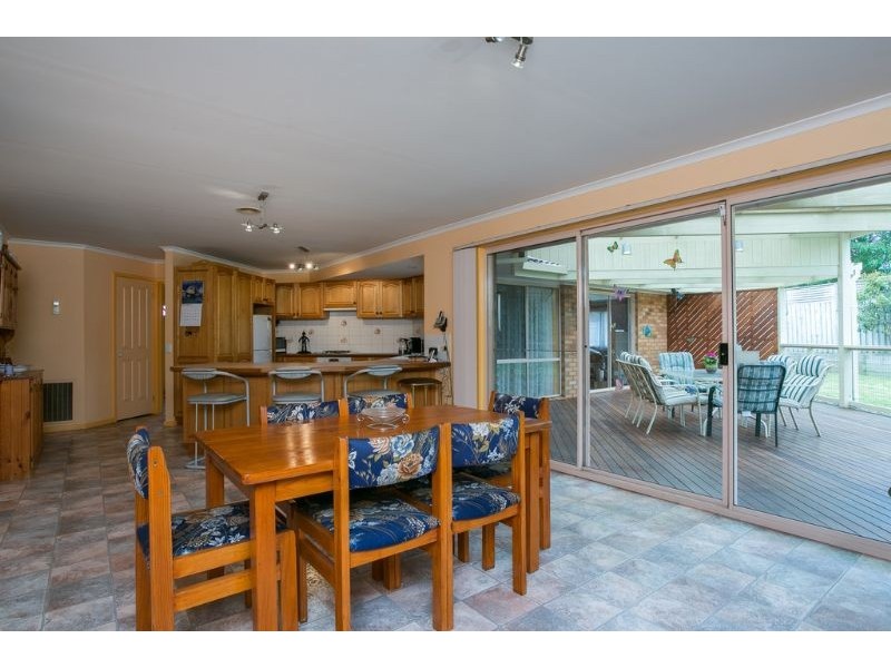 9 Curlew Drive, Rosebud West VIC 3940