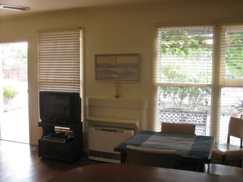 69 Second Avenue, Rosebud VIC 3939