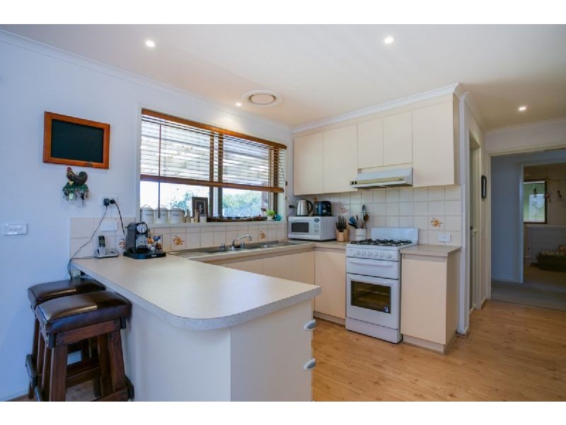 19 Dunstone Drive, Rosebud VIC 3939