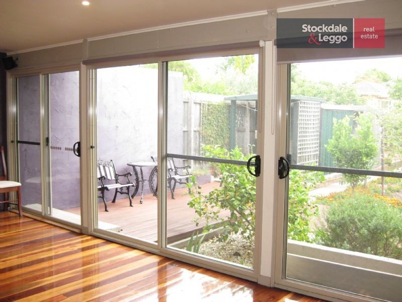 20 First Avenue, Rosebud VIC 3939