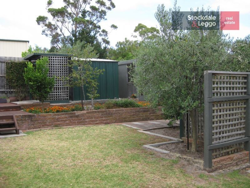 20 First Avenue, Rosebud VIC 3939