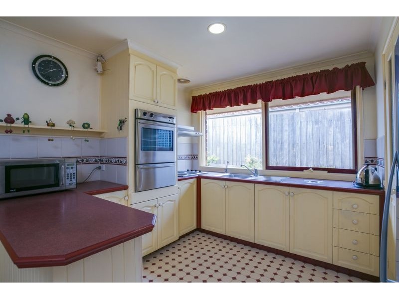 352 Eastbourne Road, Rosebud VIC 3939