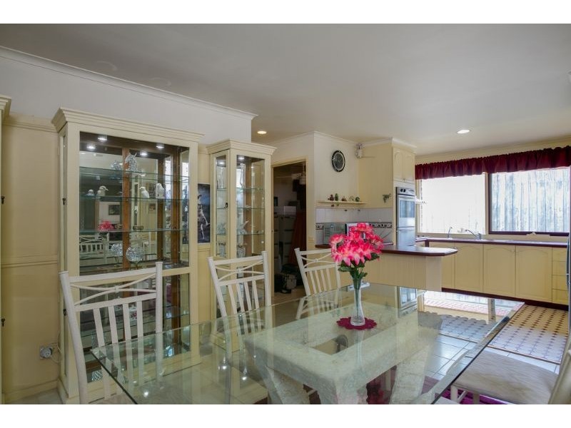 352 Eastbourne Road, Rosebud VIC 3939